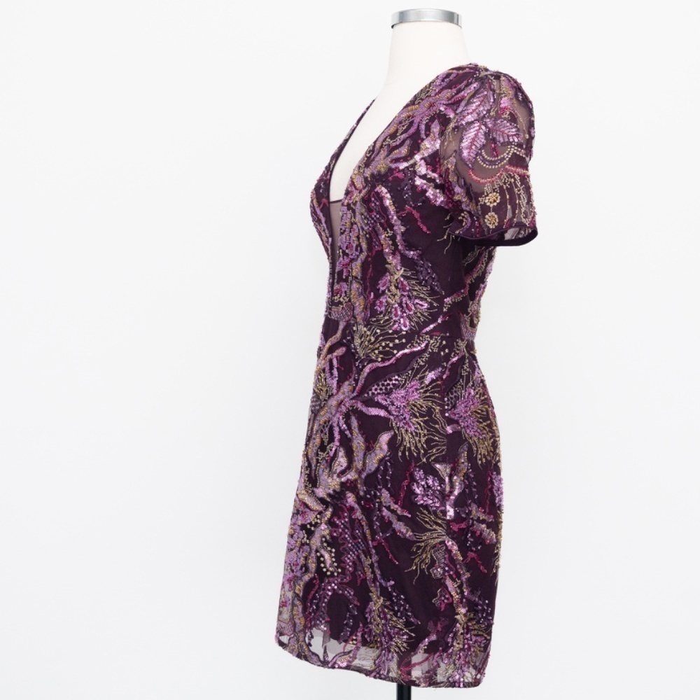 Dress The Population Floral Sequin Embroidery Mini‎ Dress - Picture 7 of 13